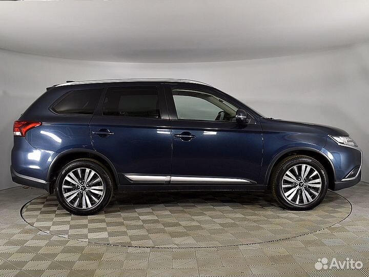 Mitsubishi Outlander 2.0 CVT, 2018, 150 979 км