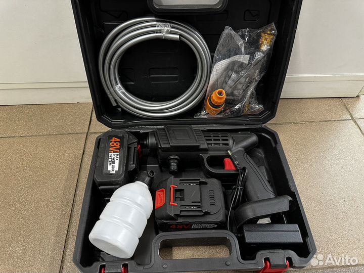 Автомобильная мойка + 2АКБ