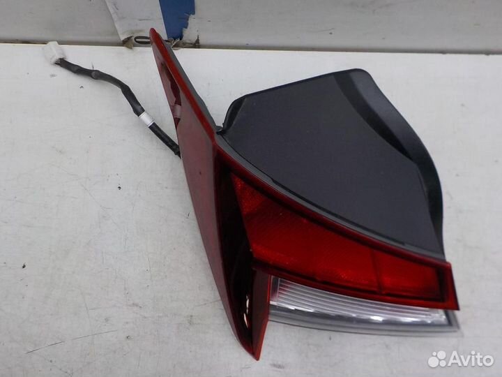Фонарь задний наружный левый Hyundai Elantra