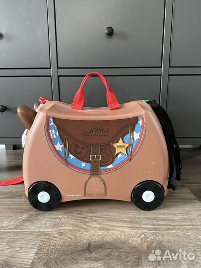 Детский чемодан trunki