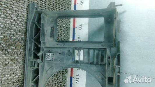 Передняя панель крепления облицовки (телевизор) ci