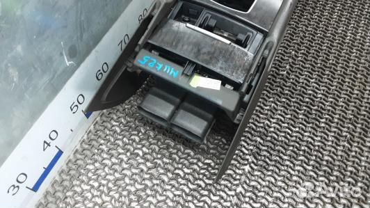 Подлокотник центральный audi Q7 (MUK25IX01)