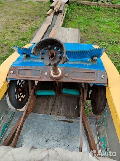 Детская педальная машинка Радуга М2-77 из СССР