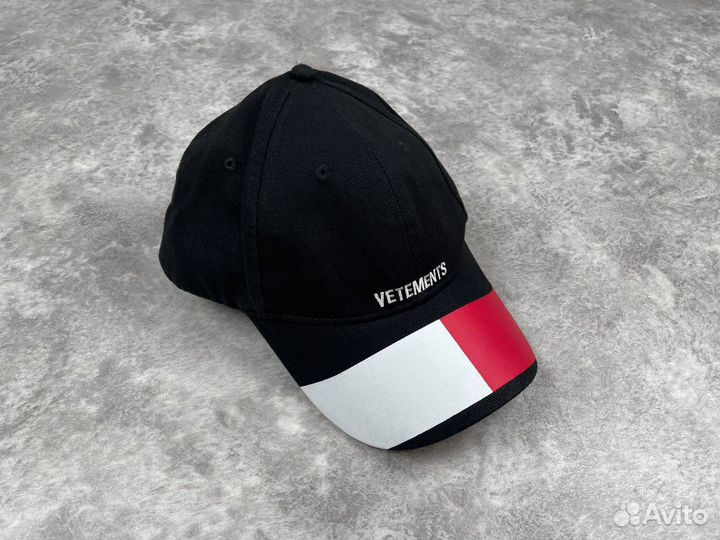 Vetements Tommy Hilfiger кепка (в наличии)