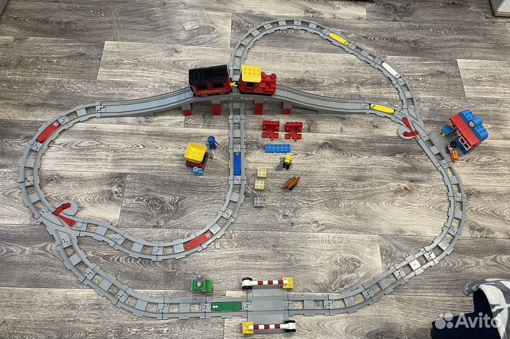 Lego поезд с доп.наборами