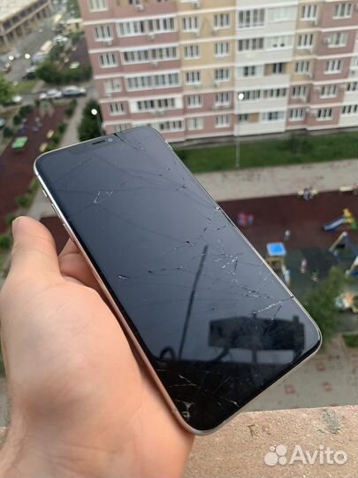 iPhone 11 Pro Max, 64 ГБ