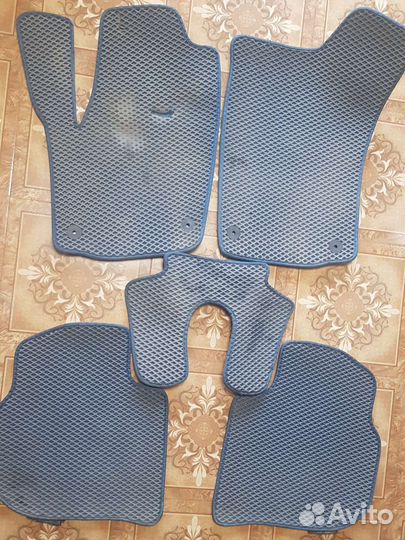 Комплект ковриков для Skoda rapid
