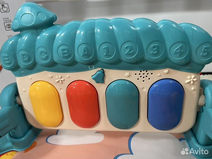 Развивающий коврик с пианино