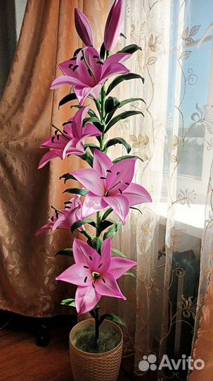 Лилия из изолона