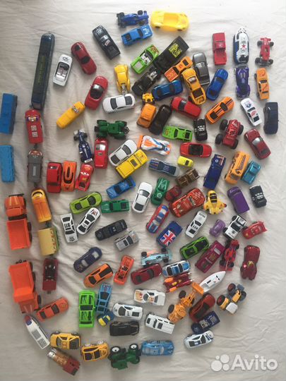 Игрушечные машинки