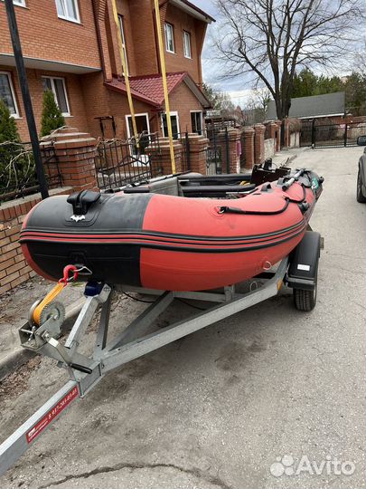 Продаю лодку