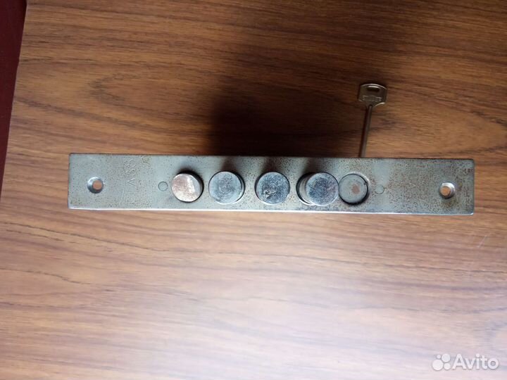 Замок гаражный внутренний