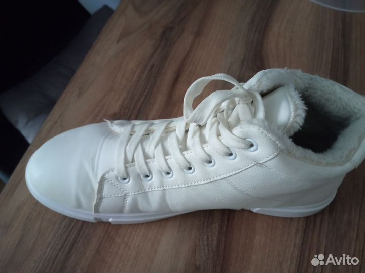 Мужские зимние кроссовки с мехом