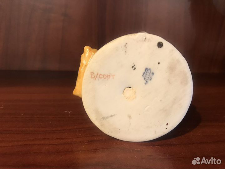 Статуэтки фарфор: лфз; дулево (дфз) и др