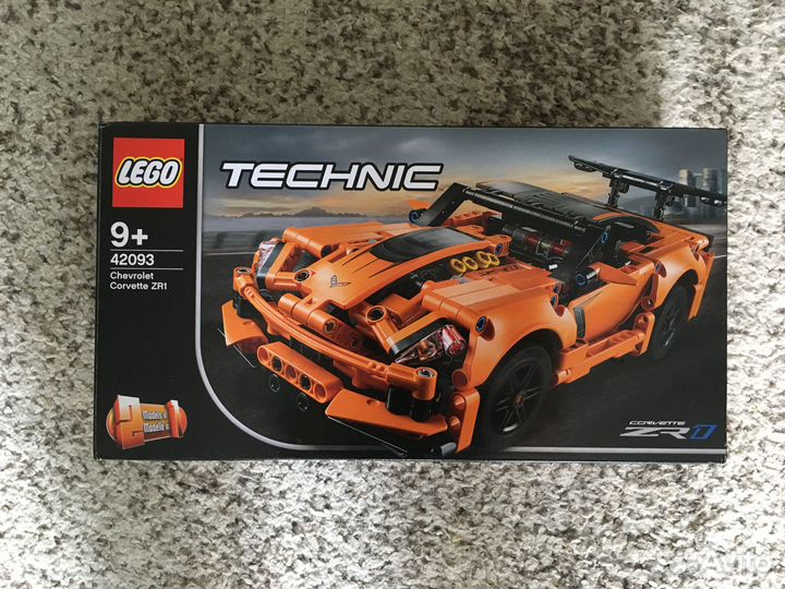 Lego Creator 10265 / Technic 42110 и др