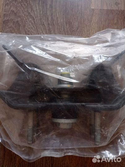 Опора двигателя задняя Hyundai/Kia