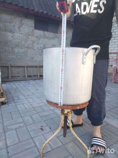 Кастрюля алюминиевая