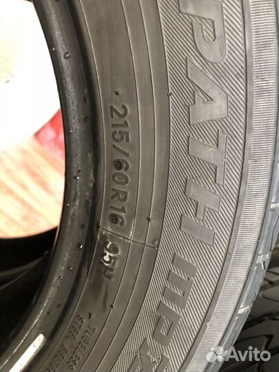 Toyo Tranpath MPZ 215/60 R16 95H