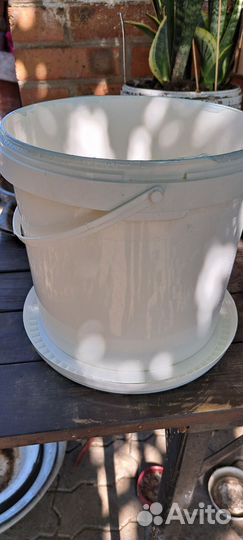 Ведра пластиковые пищевой пластик с крышкой