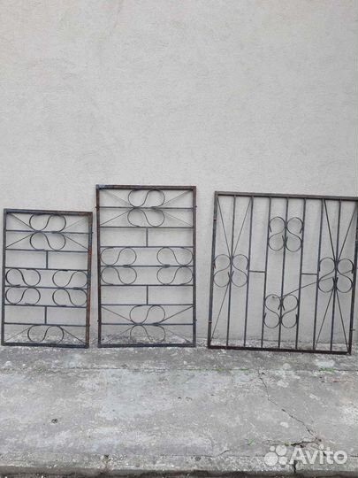 Кованые решетки на окна б/у