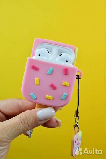 Чехлы на airpods