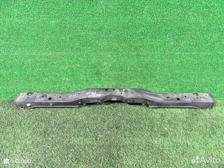 Рамка радиатора на toyota avensis AZT250 1AZ-FSE