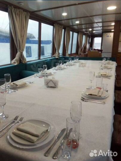 Аренда теплохода