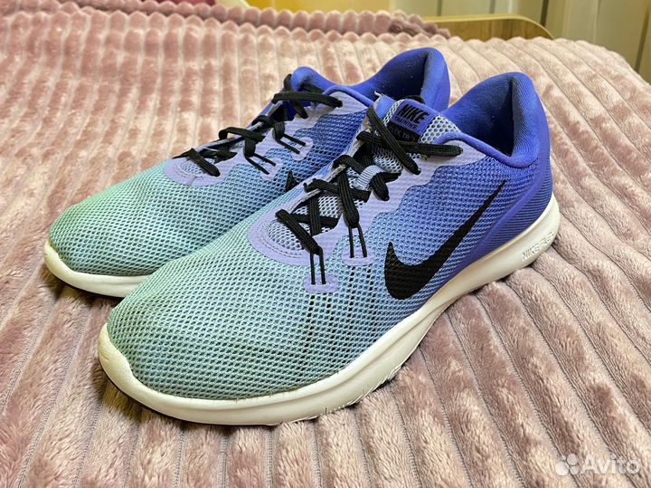 Беговые кроссовки Nike Training Flex TR 7