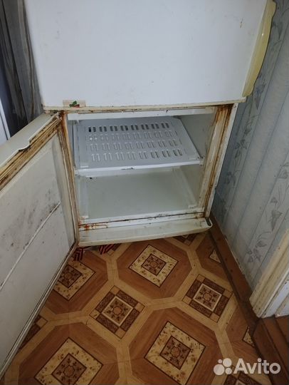 Продаю холодильник в рабочем состоянии бу