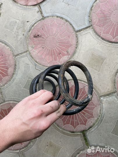 Пружина передняя tiguan 5N0411105AE