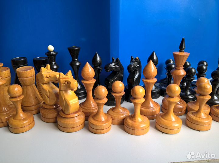 Шахматы деревянные, большие,полный набор