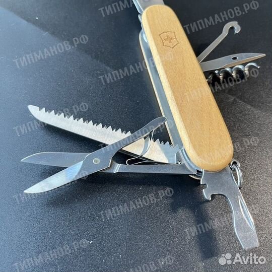 Швейцарский нож Victorinox Huntsman деревянный
