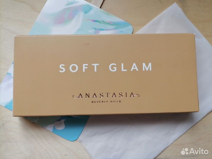 Палитра теней Anastasia beverly hills soft glam