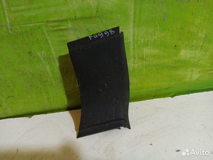 Обшивка багажника накладка двери Ford Focus 2