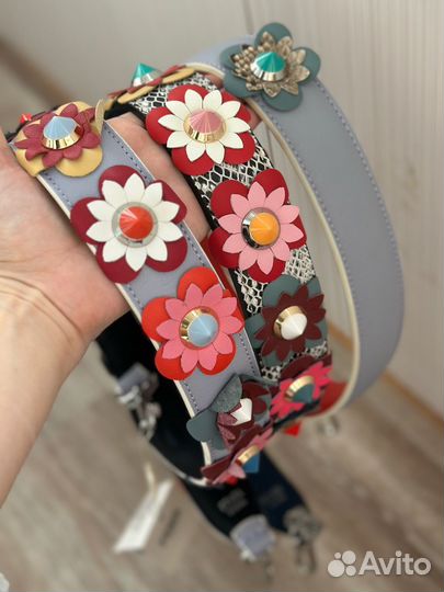 Плечевой ремень Fendi на любую сумку. 3 разных