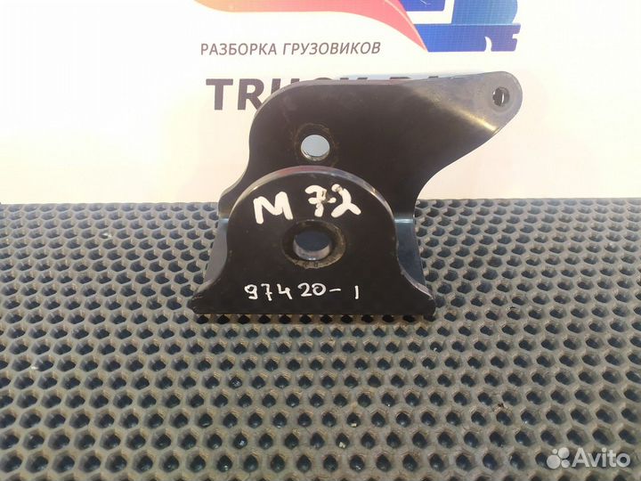 81417202783 Кронштейн торсиона кабины левый