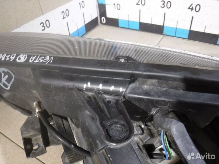 Фара правая LADA Vesta