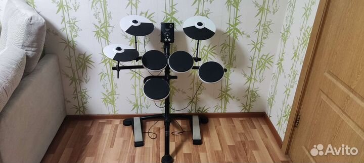 Электронная ударная установка Roland TD-1K