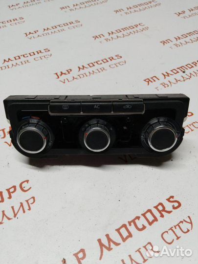 Блок управления климат-контролем Volkswagen Golf 6