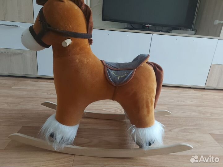 Детская качалка лошадь