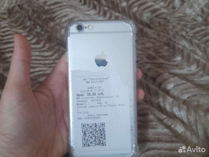 Телефон iPhone 6s