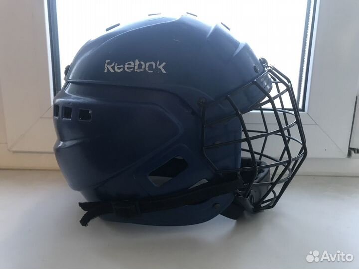 Продам хоккейную форму и клюшку юниорскую