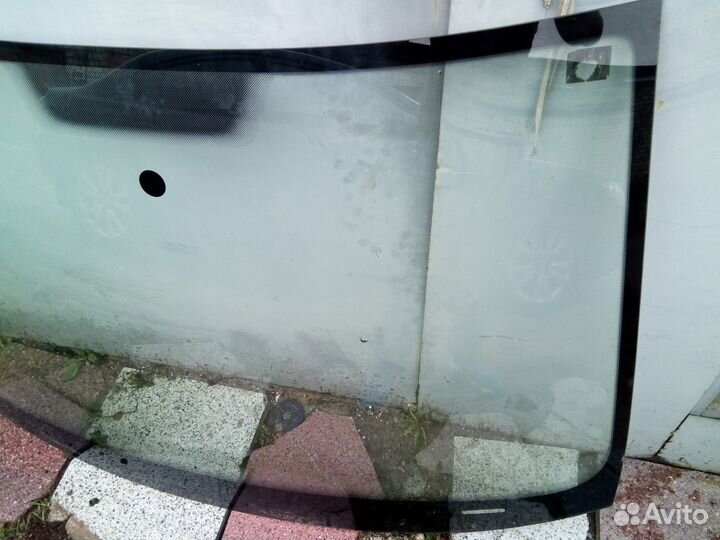 Стекло лобовое Джетта Гольф со сколом