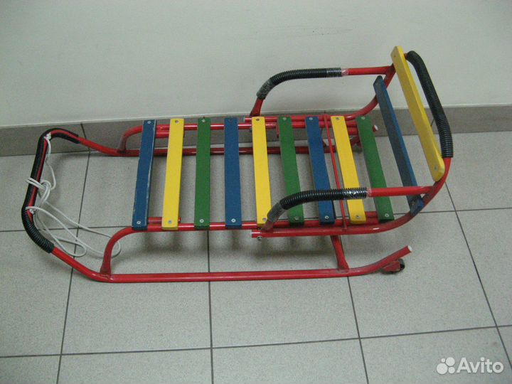 Санки с колёсами и складной спинкой