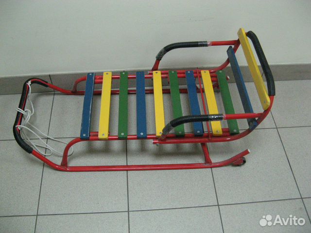 Санки с колёсами и складной спинкой