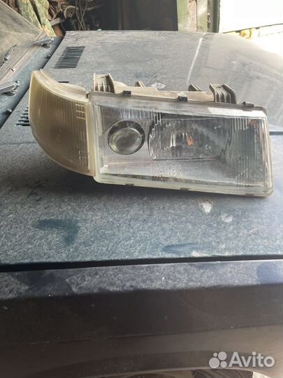 Фара 2110