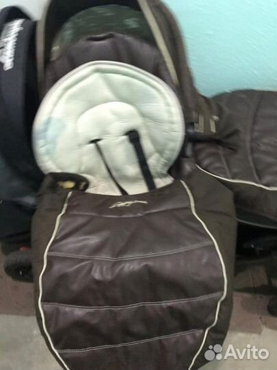 Коляска Tutis Zippy Classic 2 в 1