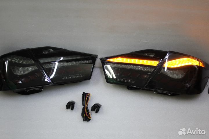 Стопы Camry 50 12-14г динамические Grey