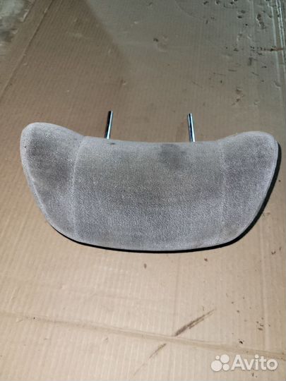 Подголовник Toyota Camry XV10