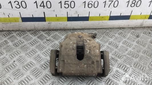 Суппорт тормозной передний левый BMW X3 E83 (DBN14